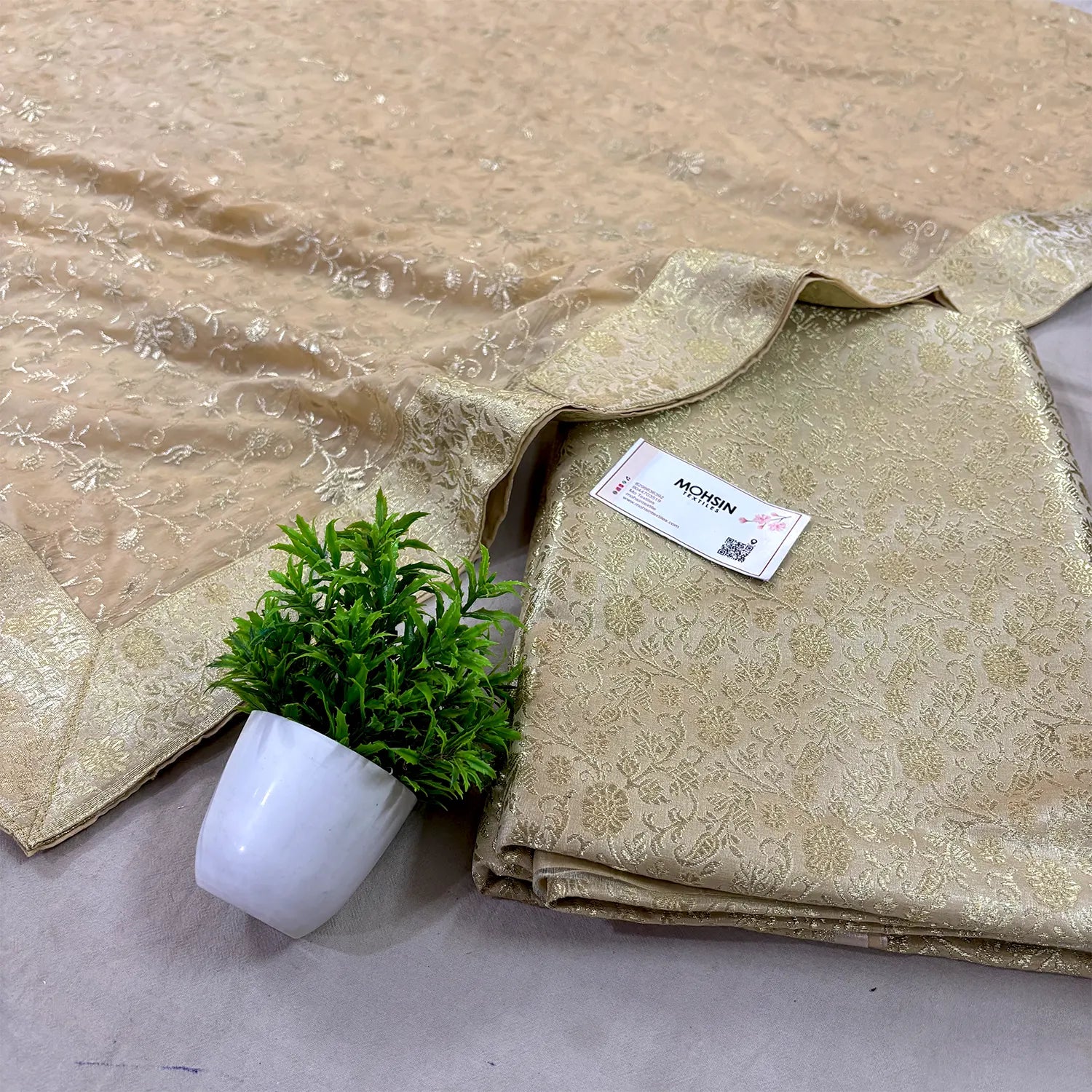 Beige Golden Zari Kimkhab Silk Banarasi Gharara