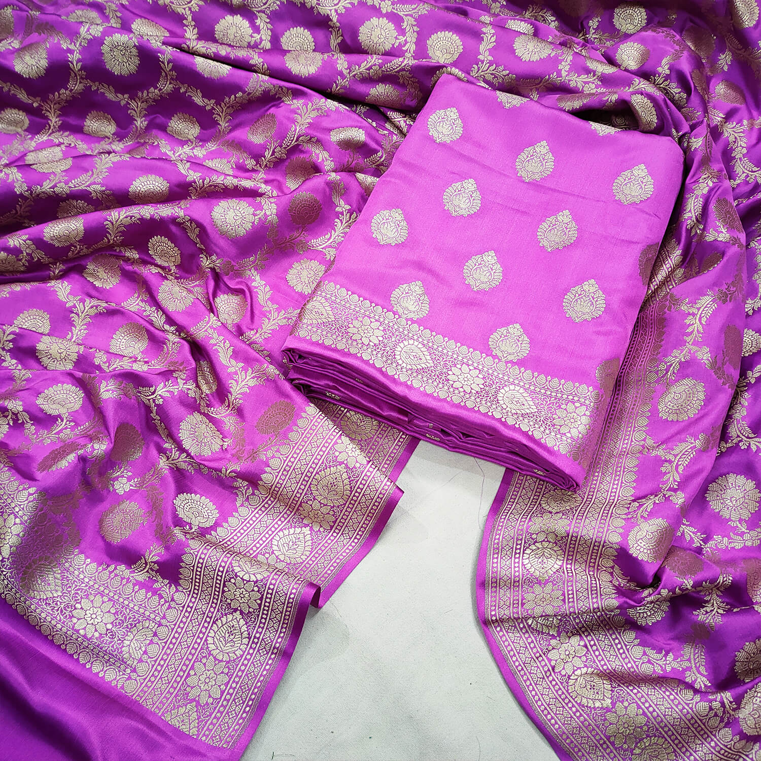 Magenta Pure Handloom Katan Silk Banarasi Suit