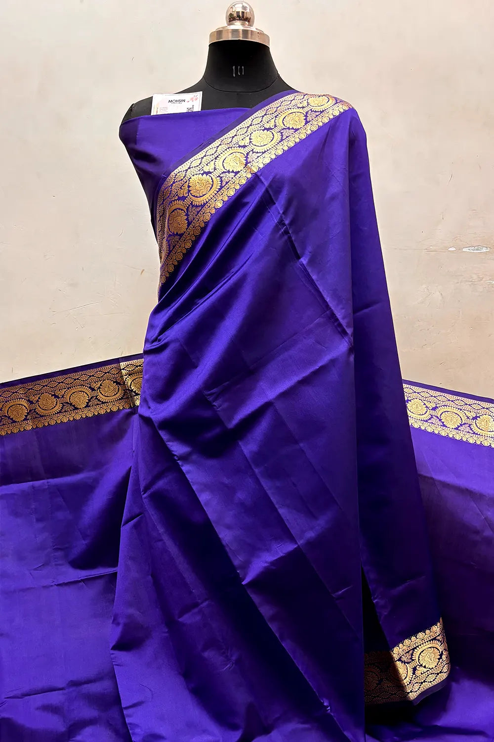 Auda Plain Semi Katan Silk Banarasi Saree