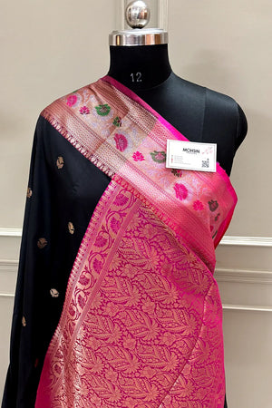Black and Pink Buti Banarasi Silk Saree