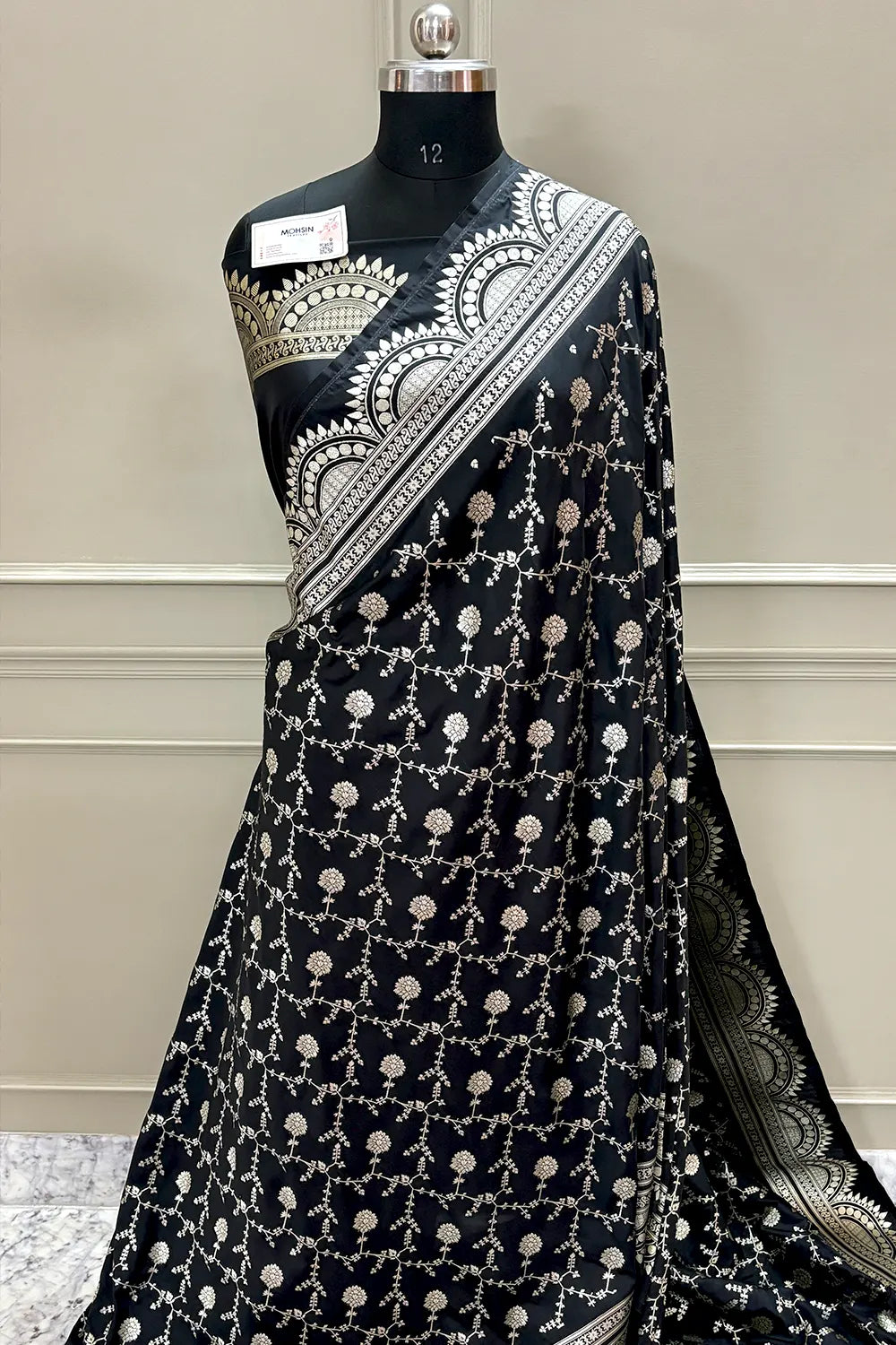 Black Quantum Jaal Katan Silk Banarasi Saree