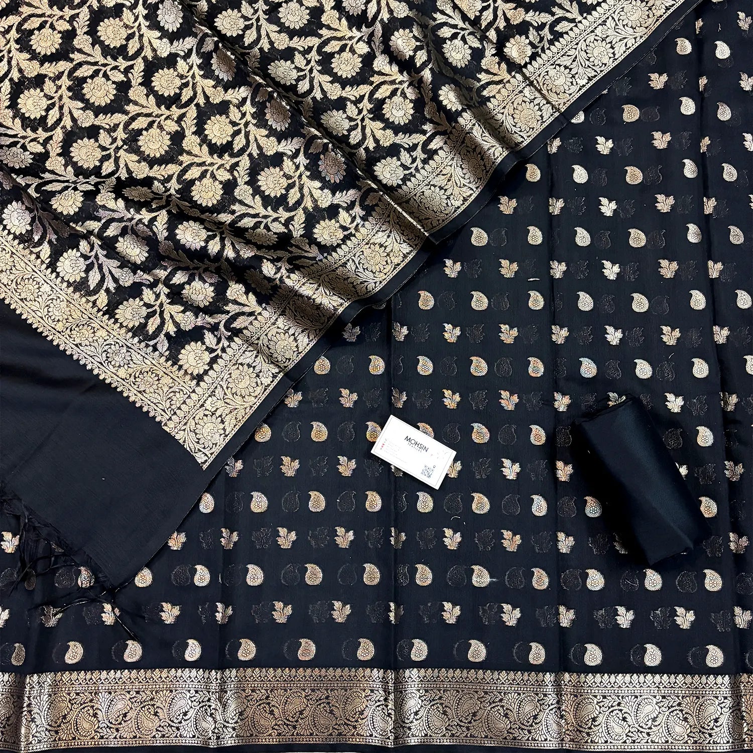 Black Resham Banarasi Silk Suit