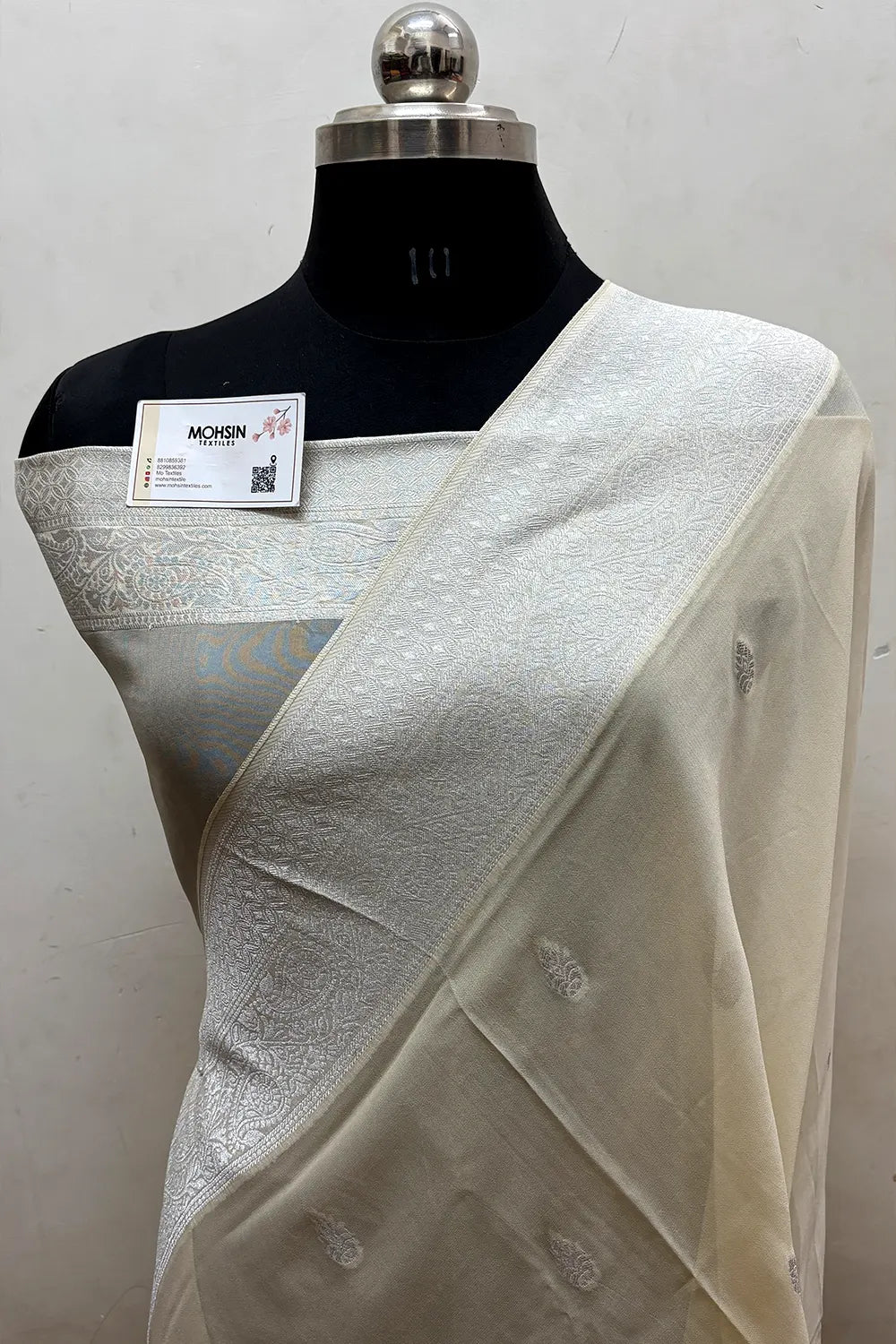 Cream Rupa Buti Pure Viscose Georgette Silk Banarasi Saree
