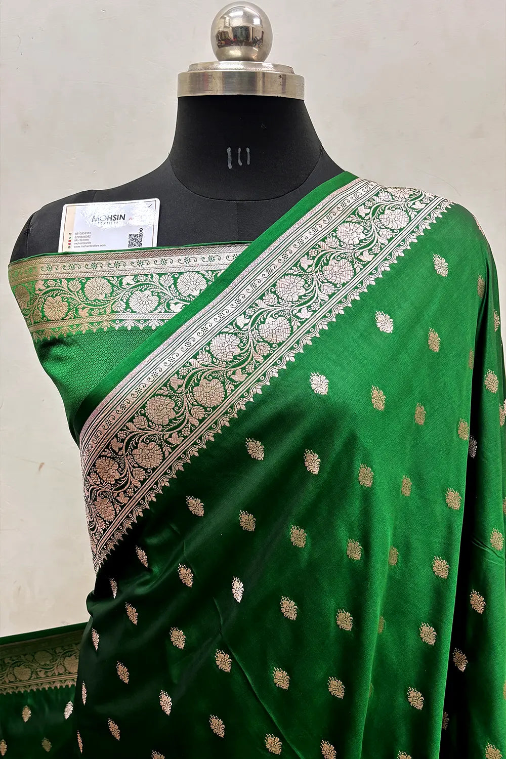Green Flying Buti Katan Silk Banarasi Saree