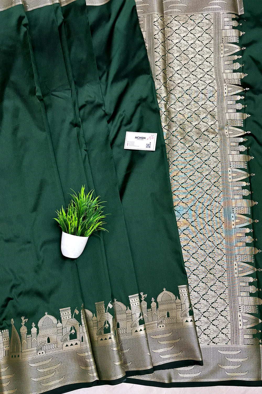 Green Kalyug Plain Semi Katan Silk Banarasi Saree