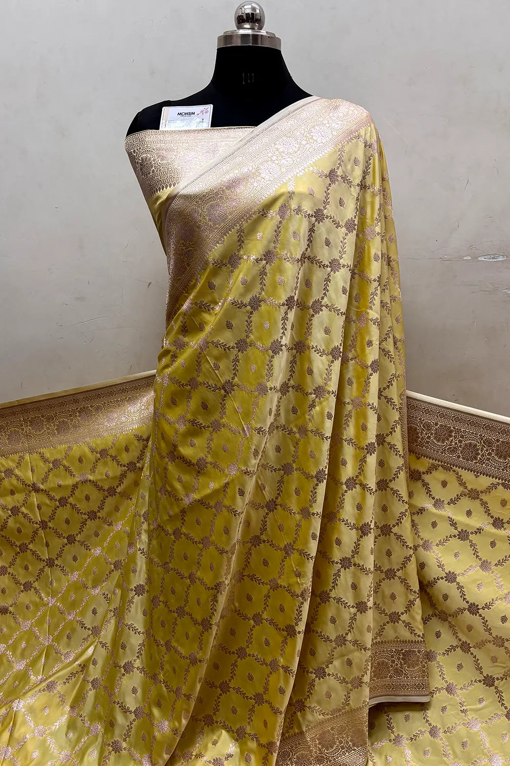 Light Yellow Qaidi Buti Katan Mashru Silk Banarasi Saree