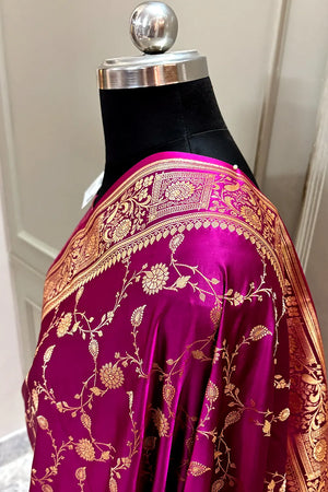 Magenta Albeli Jaal Katan Silk Banarasi Saree