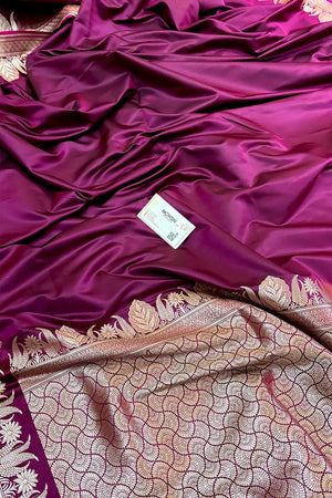 Magenta Zari Border Plain Katan Silk Banarasi Saree