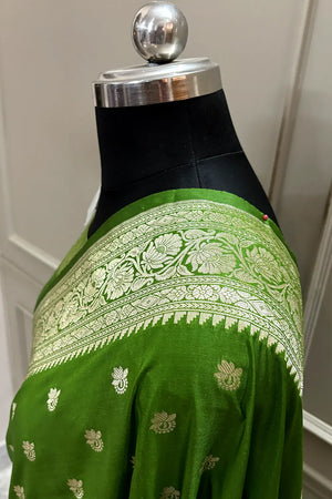 Mehendi Ghonga Buti Katan Silk Banarasi Saree