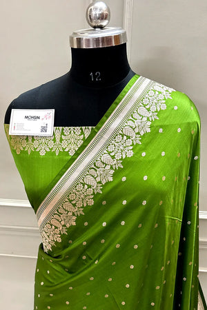 Mehendi Green Hawahawai Buti Katan Silk Banarasi Saree