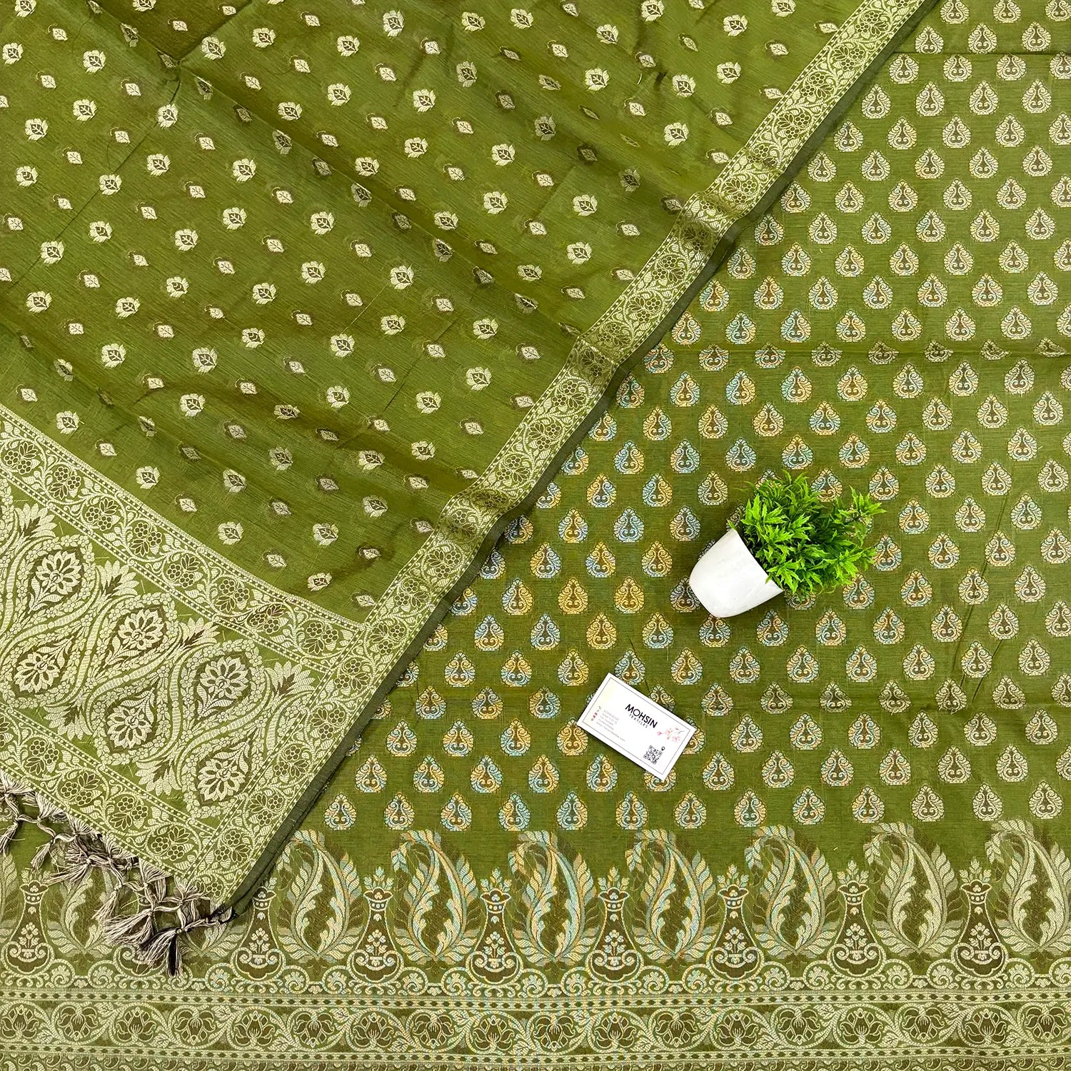 Mehendi Surahi Buti Cotton Silk Banarasi Suit