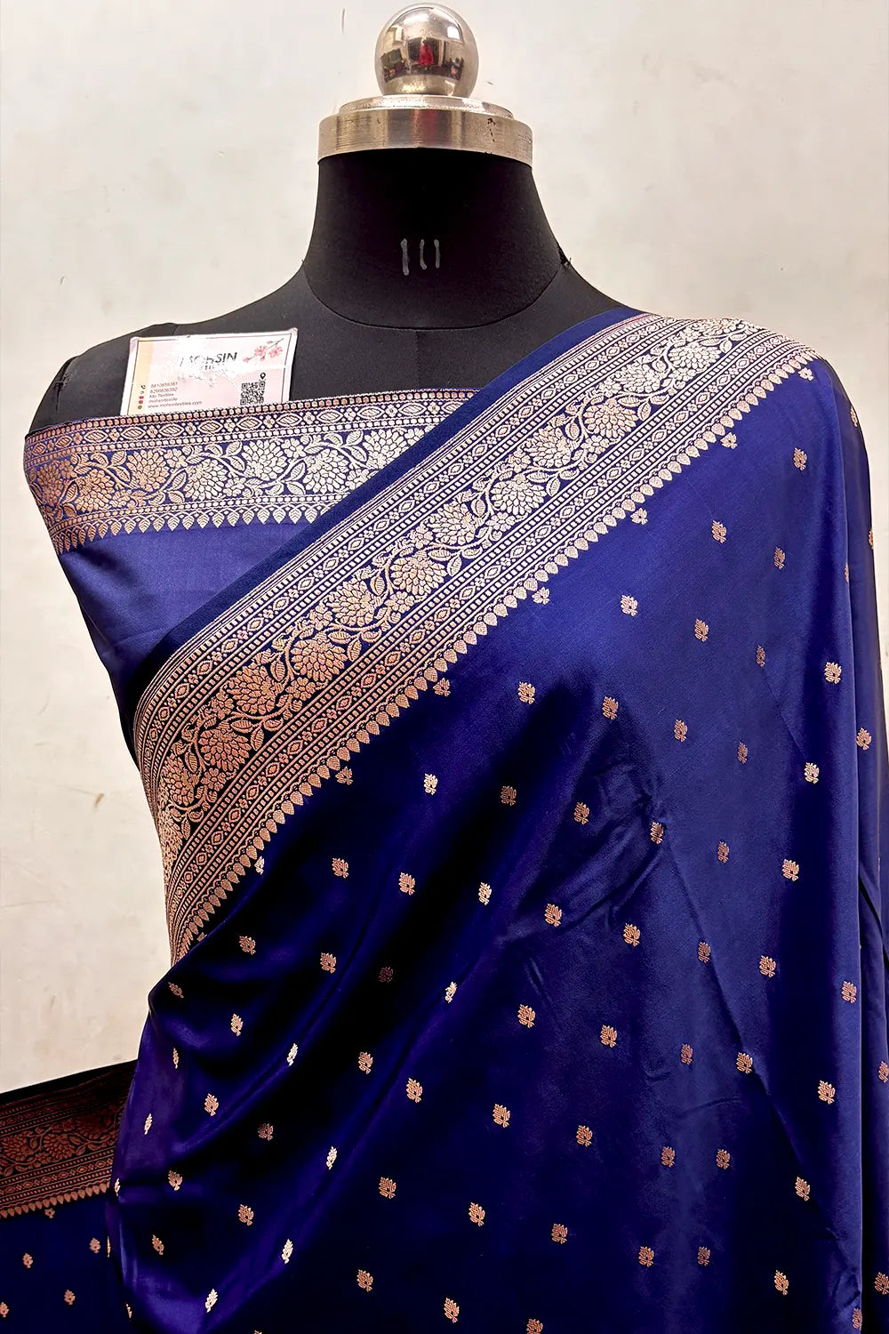 Navy Blue Auda Chitrani Buti Katan Silk Banarasi Saree