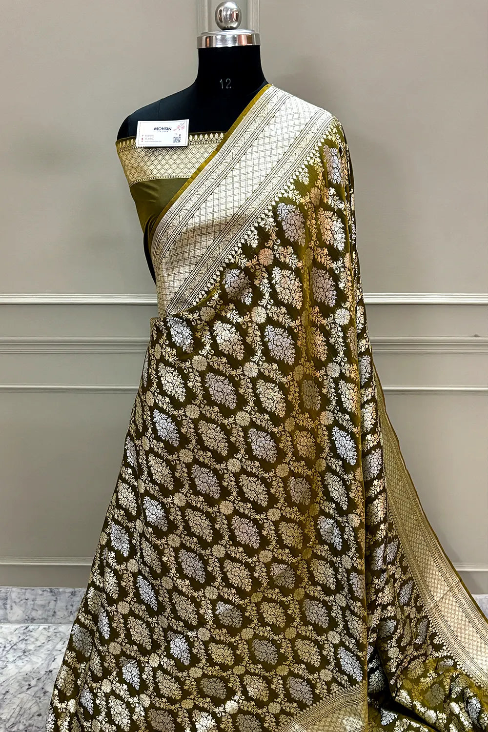 Nita Ambani Mehendi Katan Silk Banarasi Saree