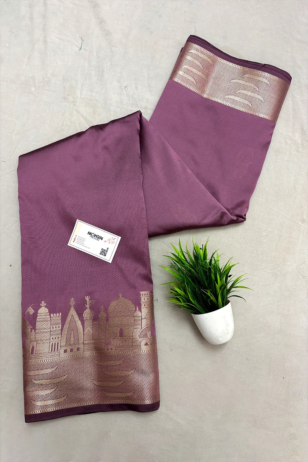 Onion Pink Kalyug Plain Semi Katan Silk Banarasi Saree