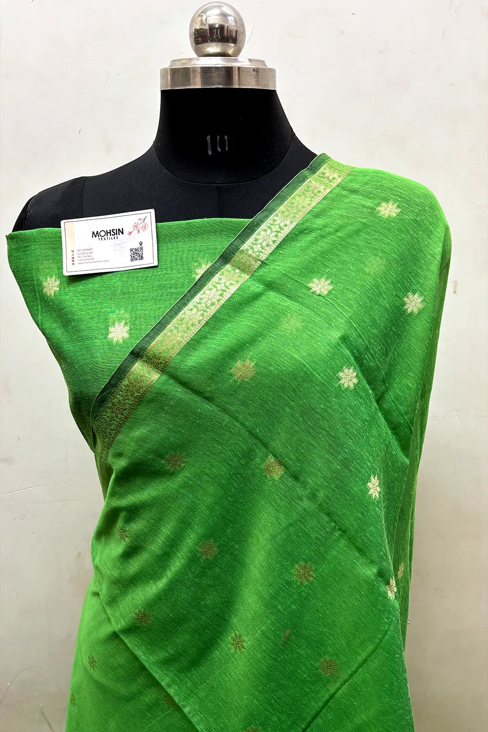 Parrot Green Zari Banarasi Silk Saree