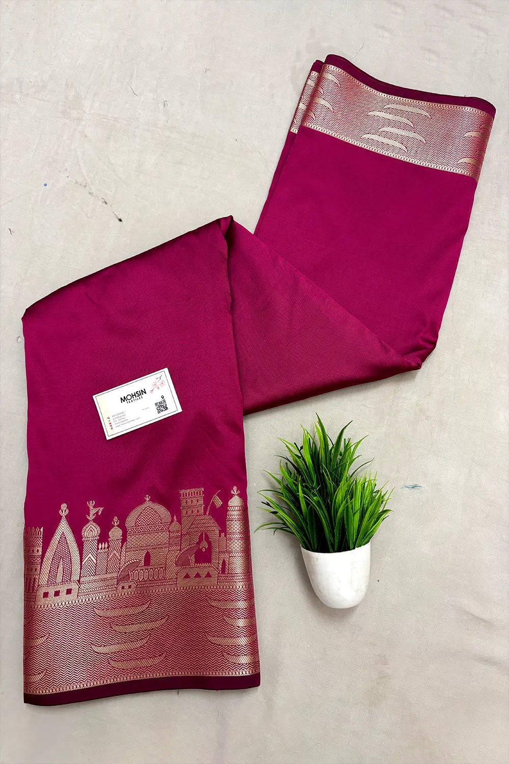 Pink Kalyug Plain Semi Katan Silk Banarasi Saree