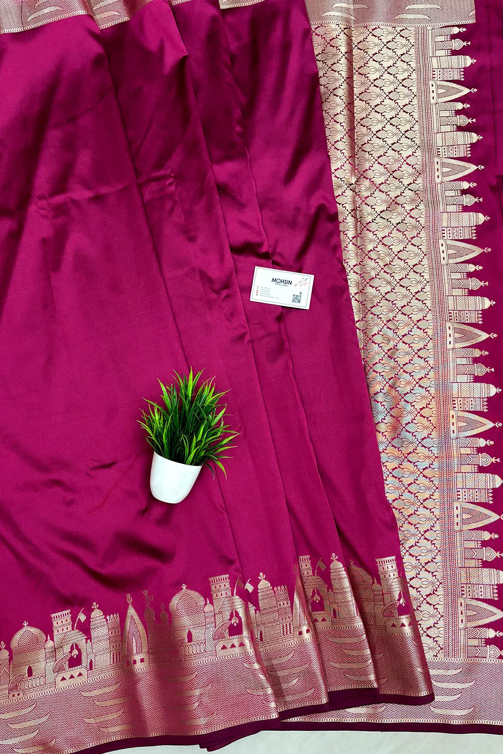 Pink Kalyug Plain Semi Katan Silk Banarasi Saree