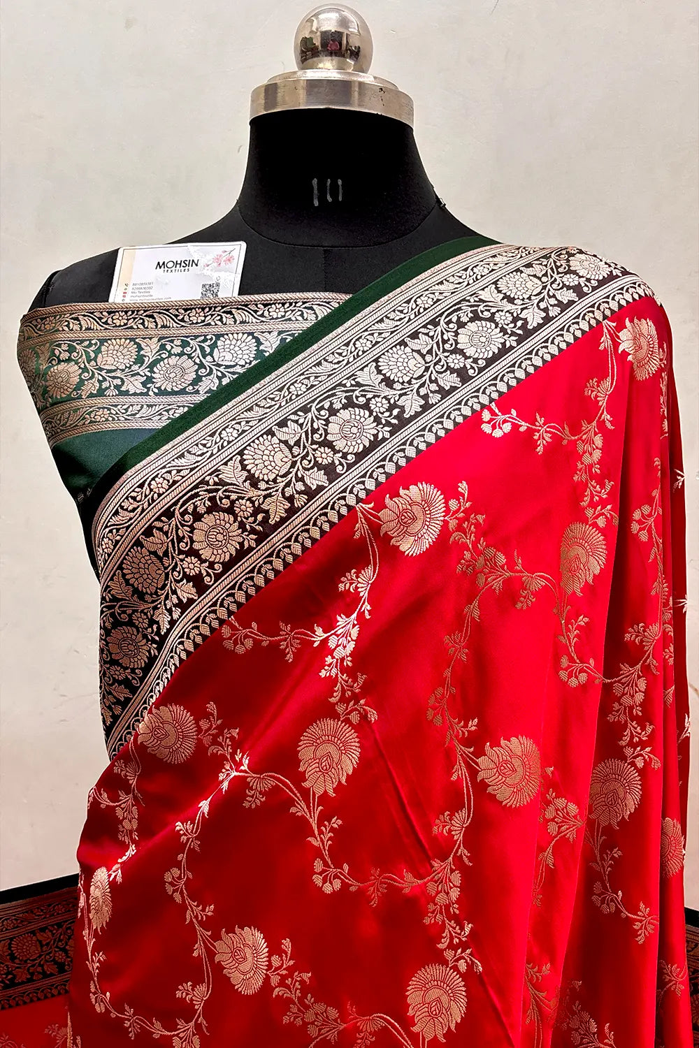 Pinkish Red and Bottle Green Zari Katan Silk Banarasi Saree