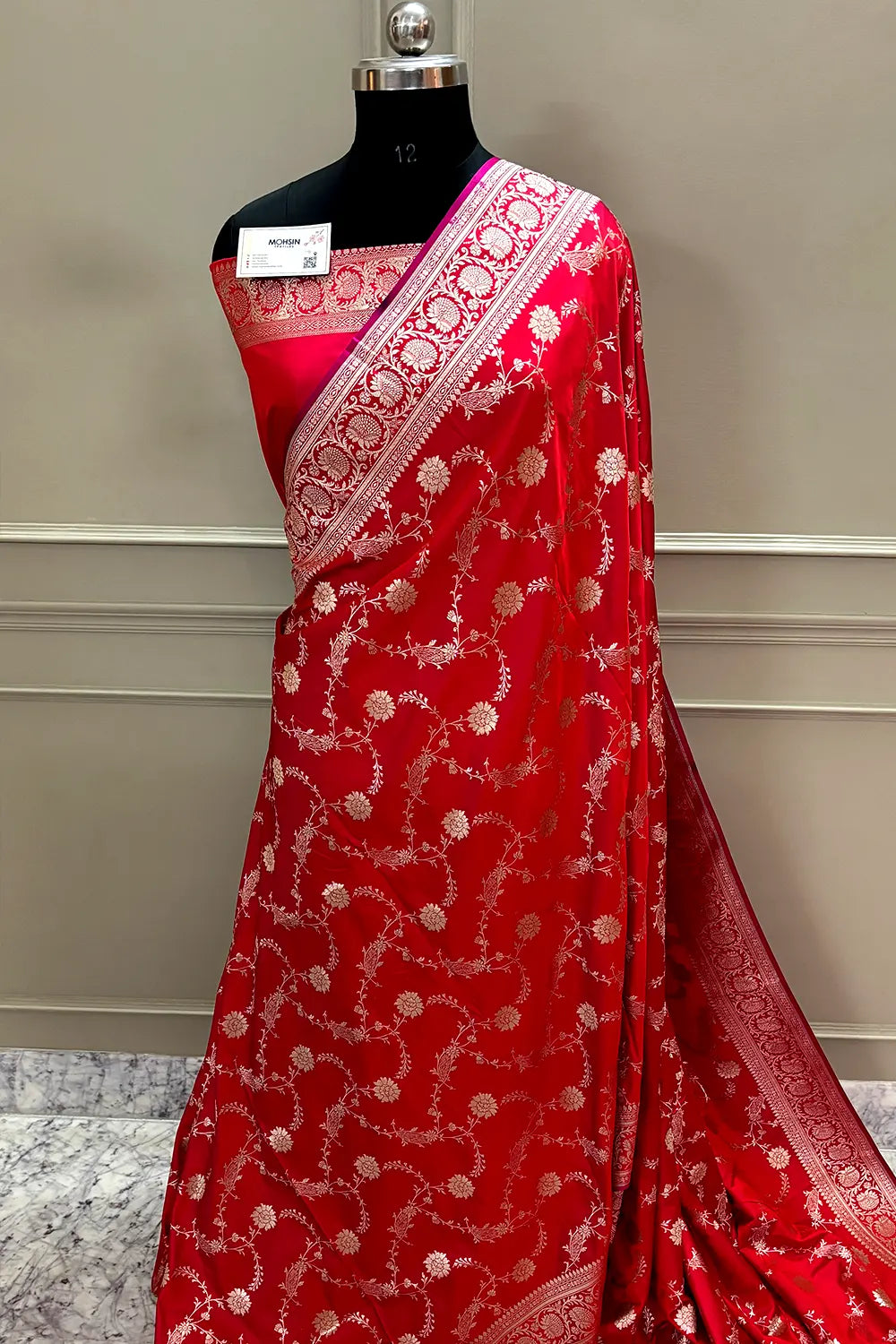 Pinkish Red Makra Jaal Katan Silk Banarasi Saree