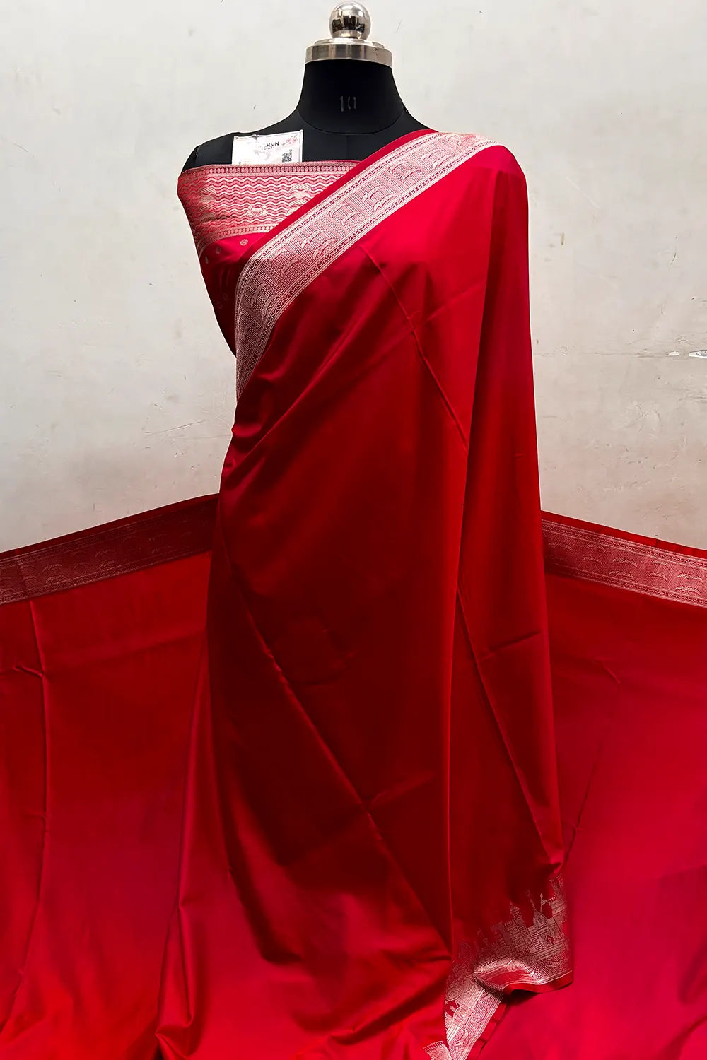Pinkish Red Plain Ghat Katan Silk Banarasi Saree