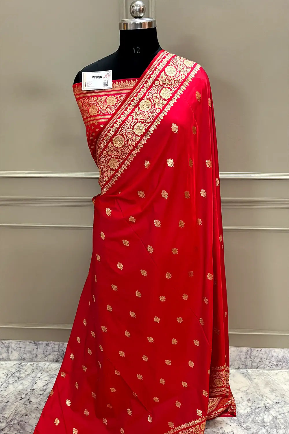 Pinkish Red Podina Buti Katan Silk Banarasi Saree