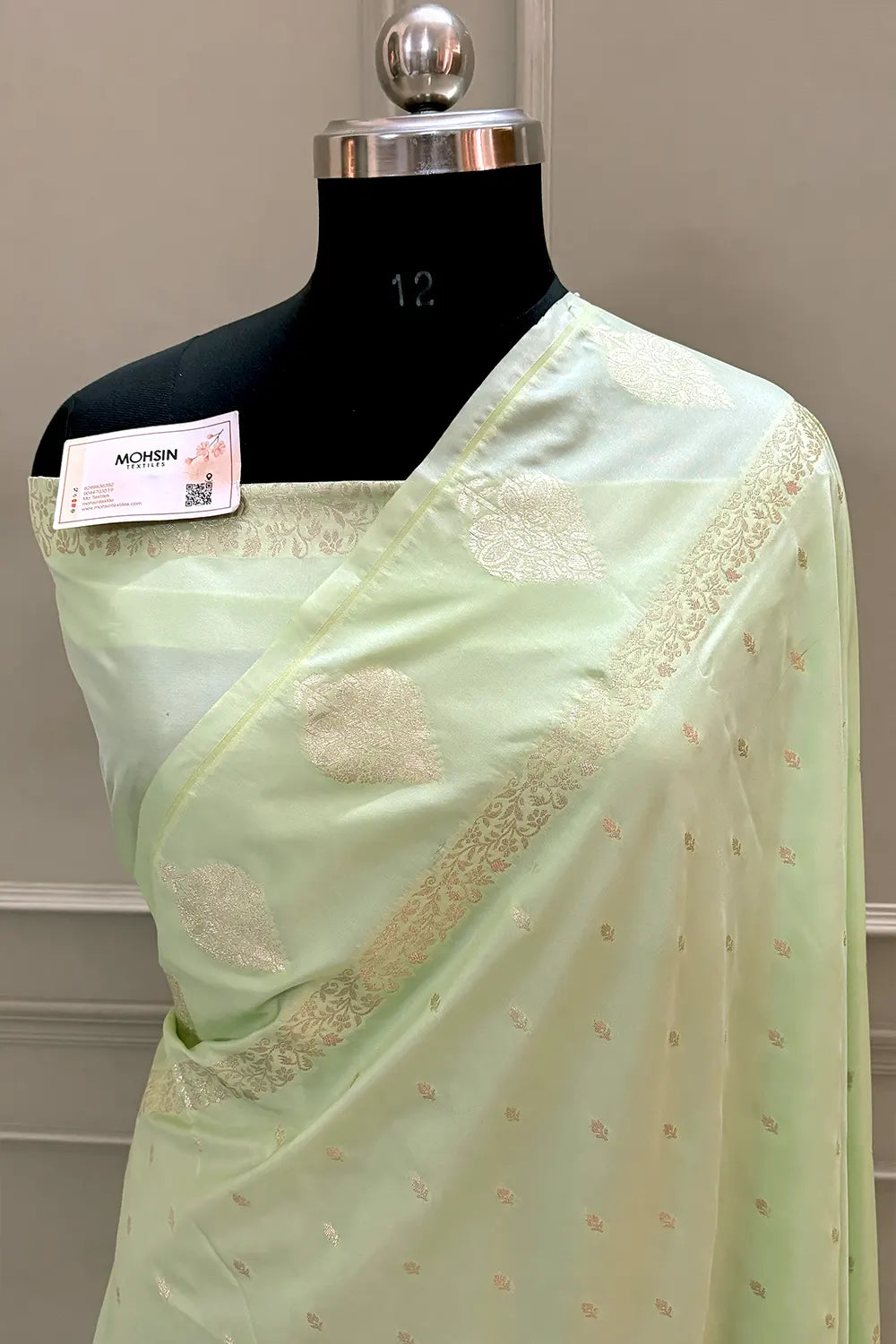 Pista Hukum Buti Katan Silk Banarasi Saree