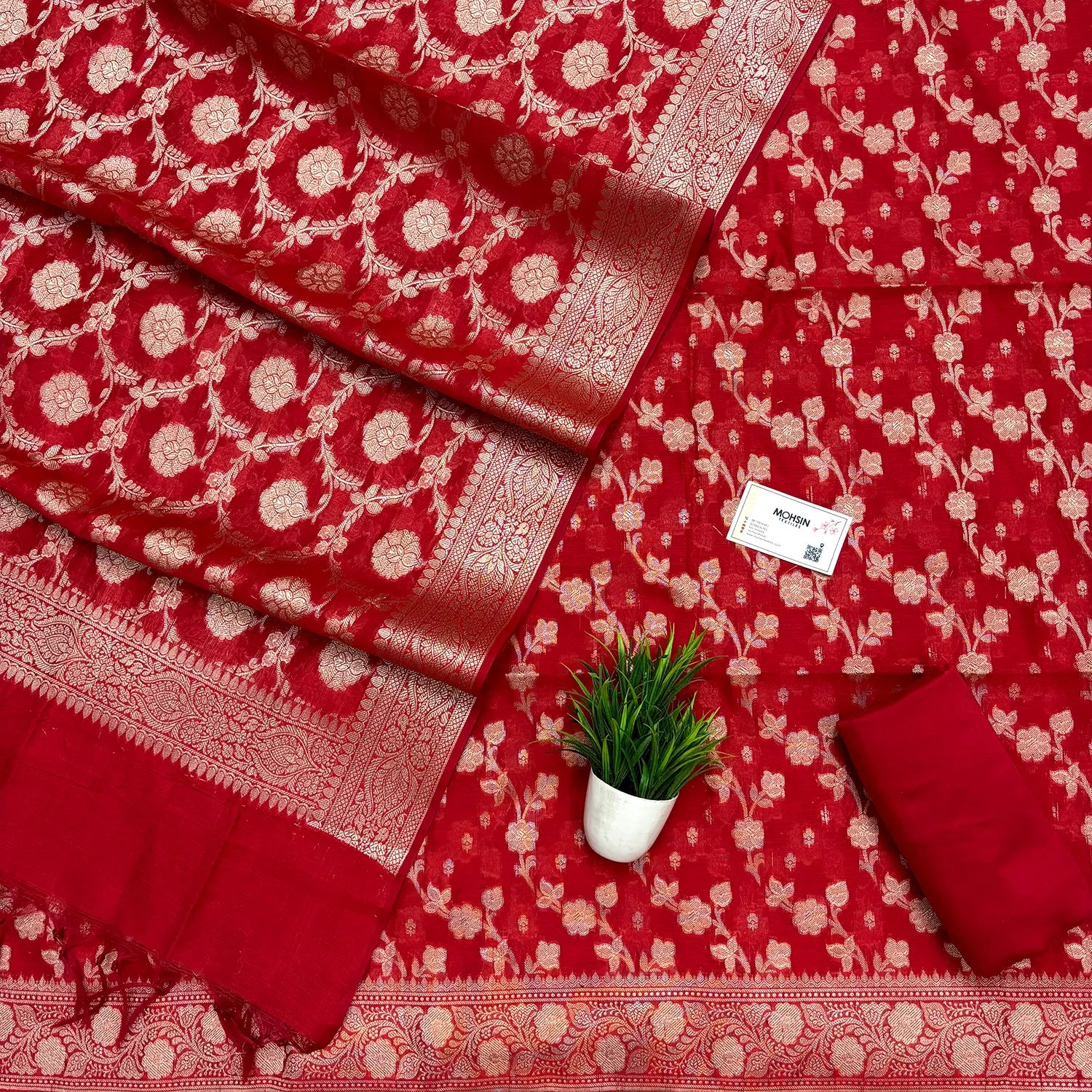 Red Dracula Jaal Banarasi Silk Suit