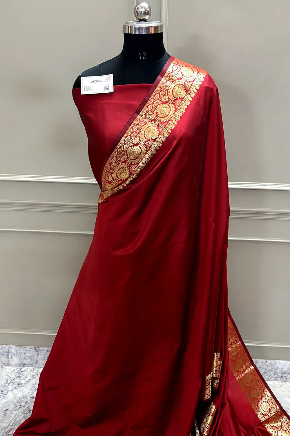 Red Plain Semi Katan Silk Banarasi Saree