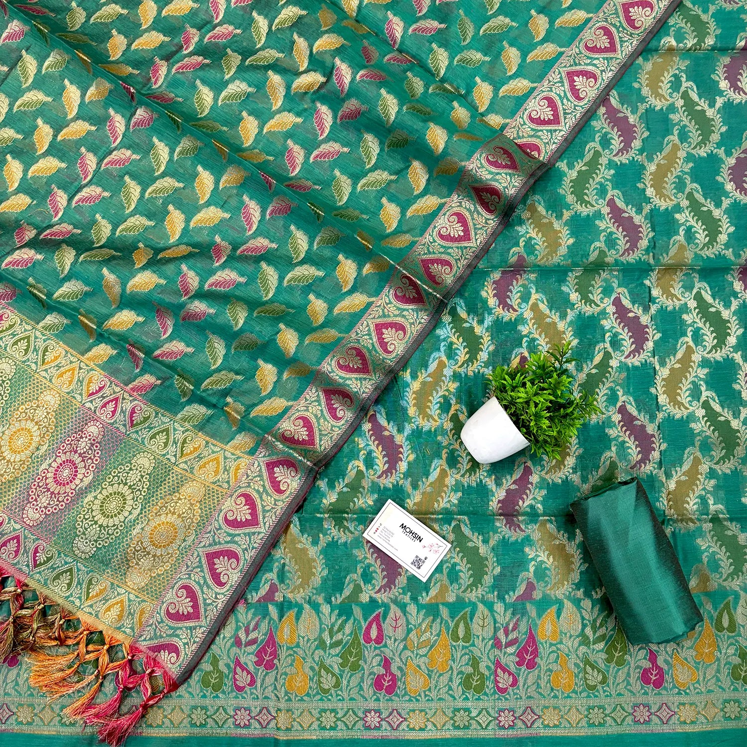 Sea Green Resham Banarasi Silk Suit