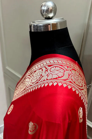 Sonakshi Sinha Red Chand Tara Katan Silk Banarasi Saree