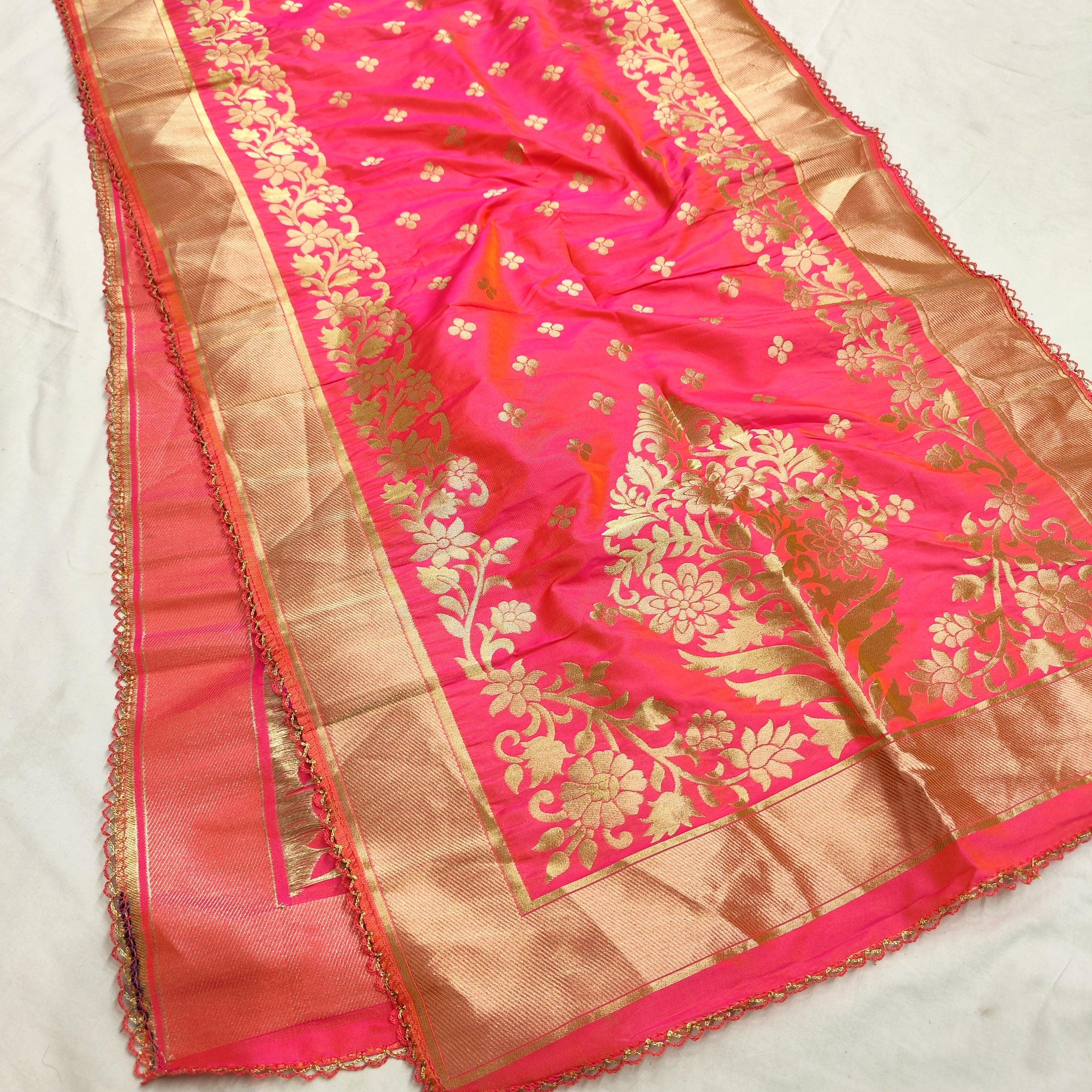 Beautiful Hand Woven Banarasi Ladies Stole. Double Shaded Top-Notch Fabric Soft Fabric.