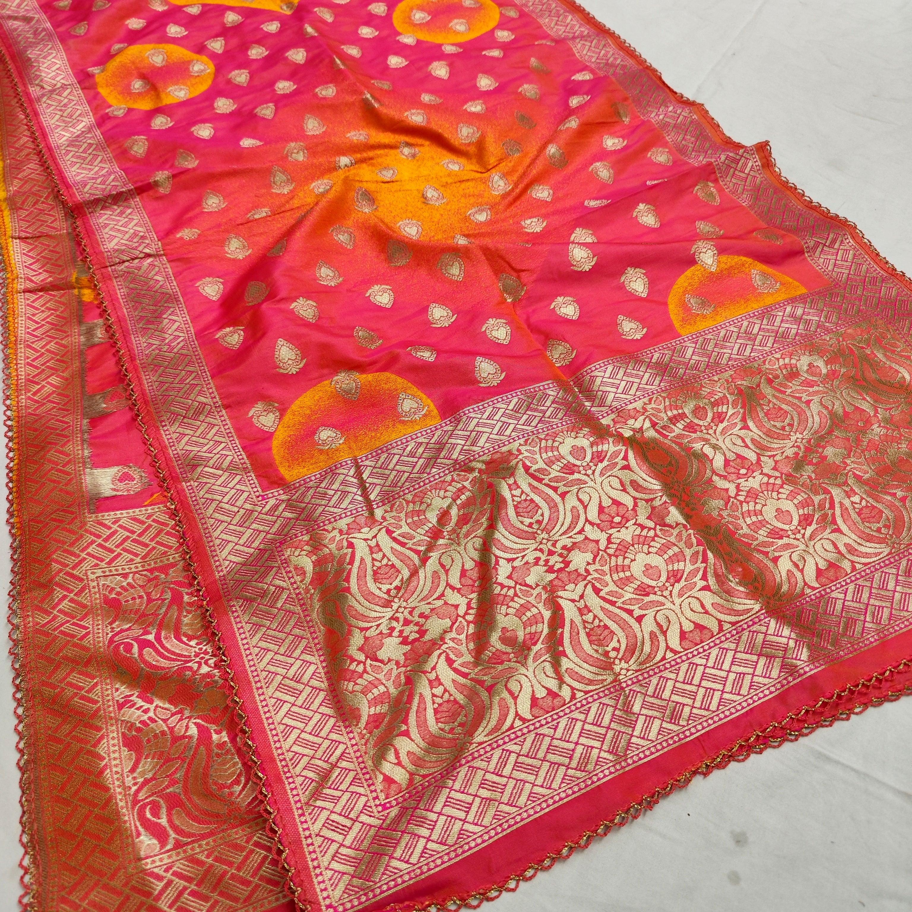Beautiful Hand Woven Banarasi Ladies Stole. Double Shaded Top-Notch Fabric Soft Fabric.