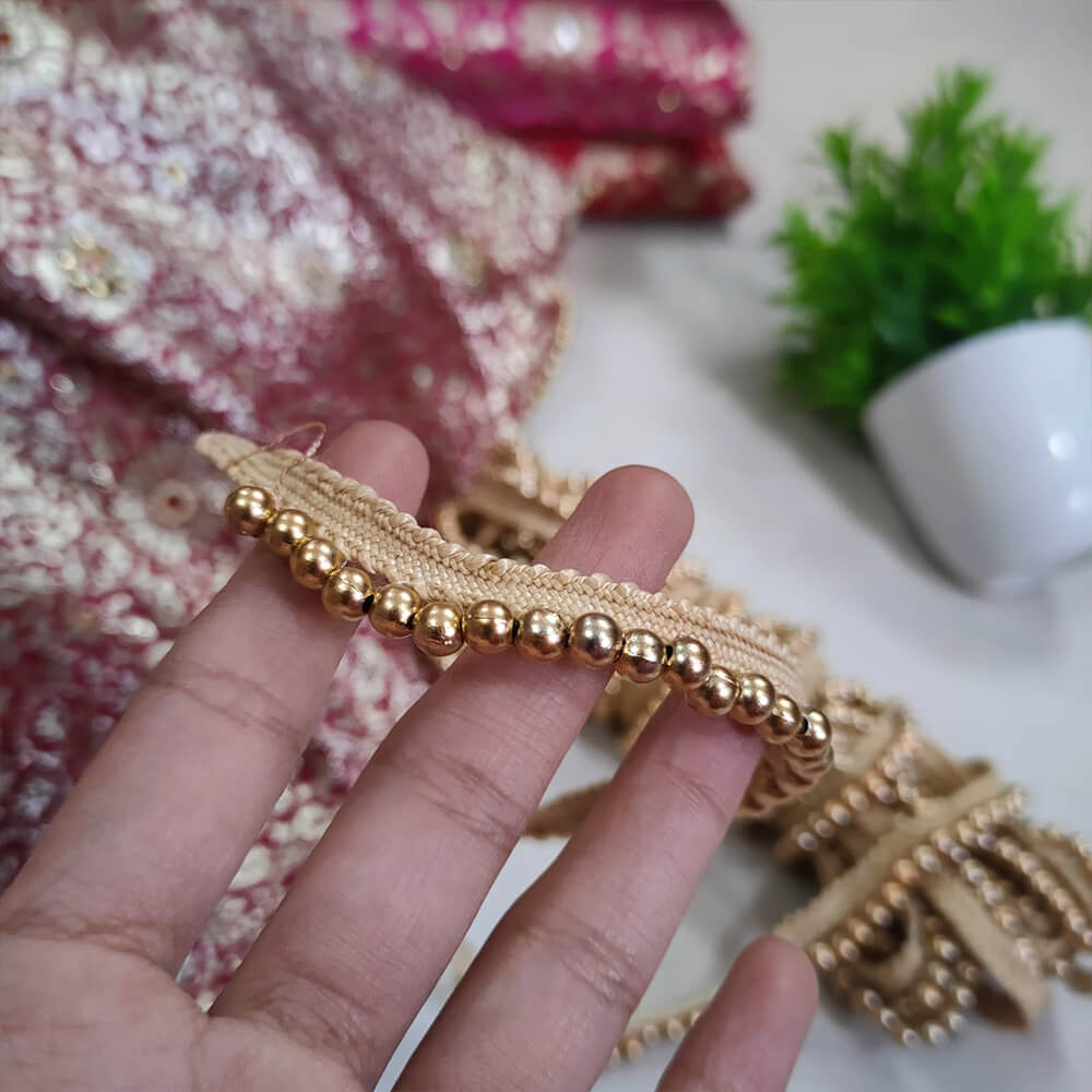 Stripe Elegant Golden Pearl Lace