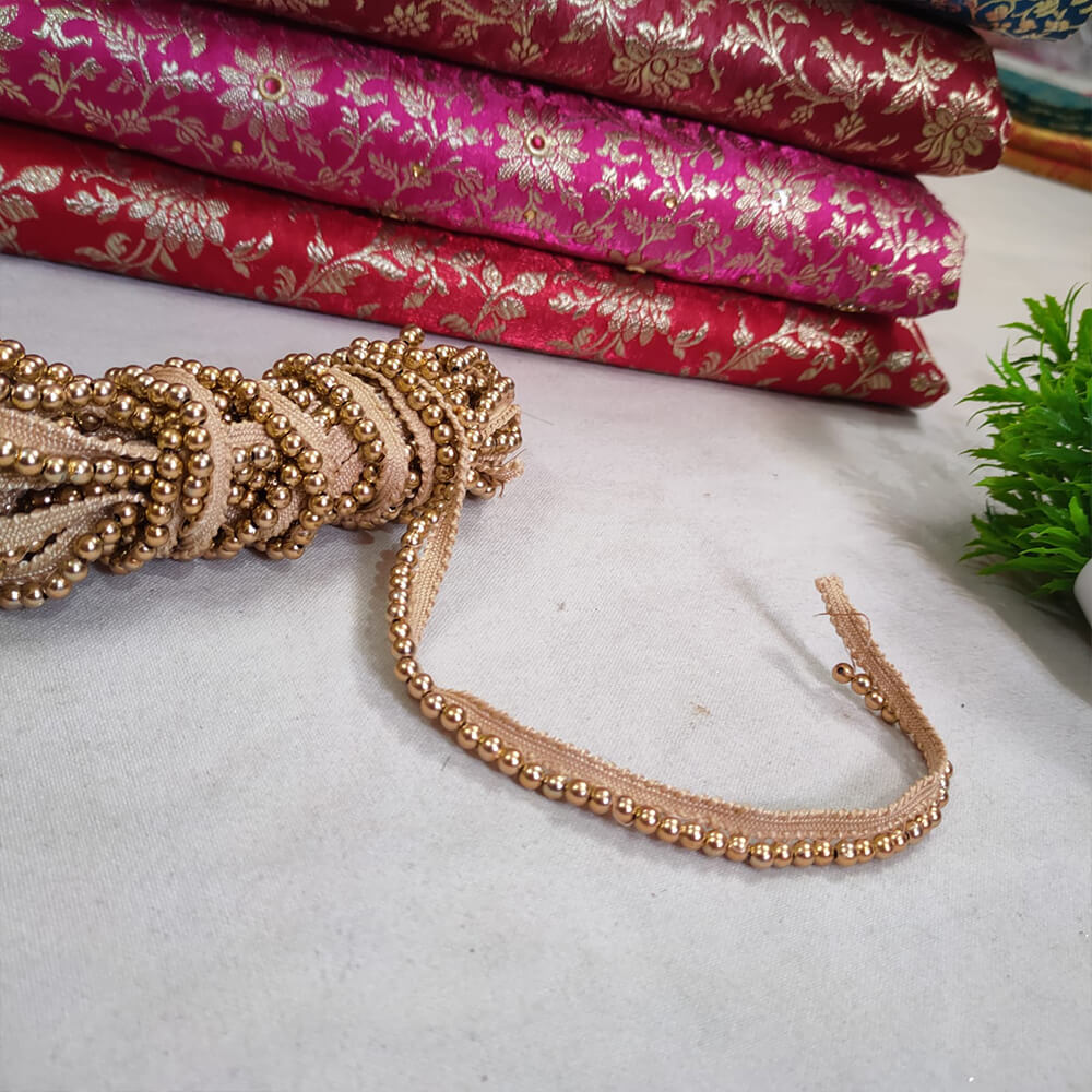 Stripe Elegant Golden Pearl Lace