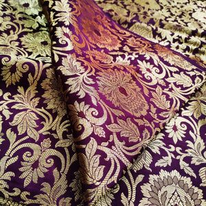 Pure brocade silk heavy design golden zari work for men & women. its perfect for all party, ocassion, wedding