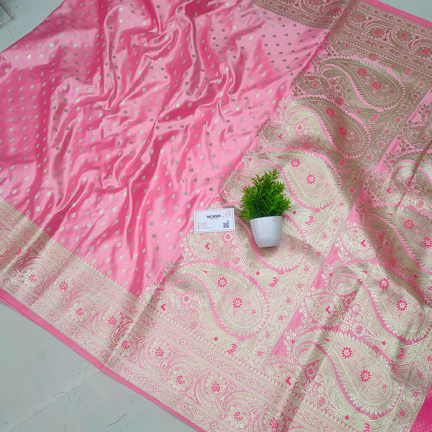 Handloom Banarasi Silk Pink Saree – Sunasa