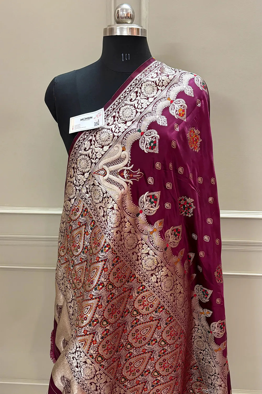 Wine Pangi Buti Katan Silk Banarasi Saree