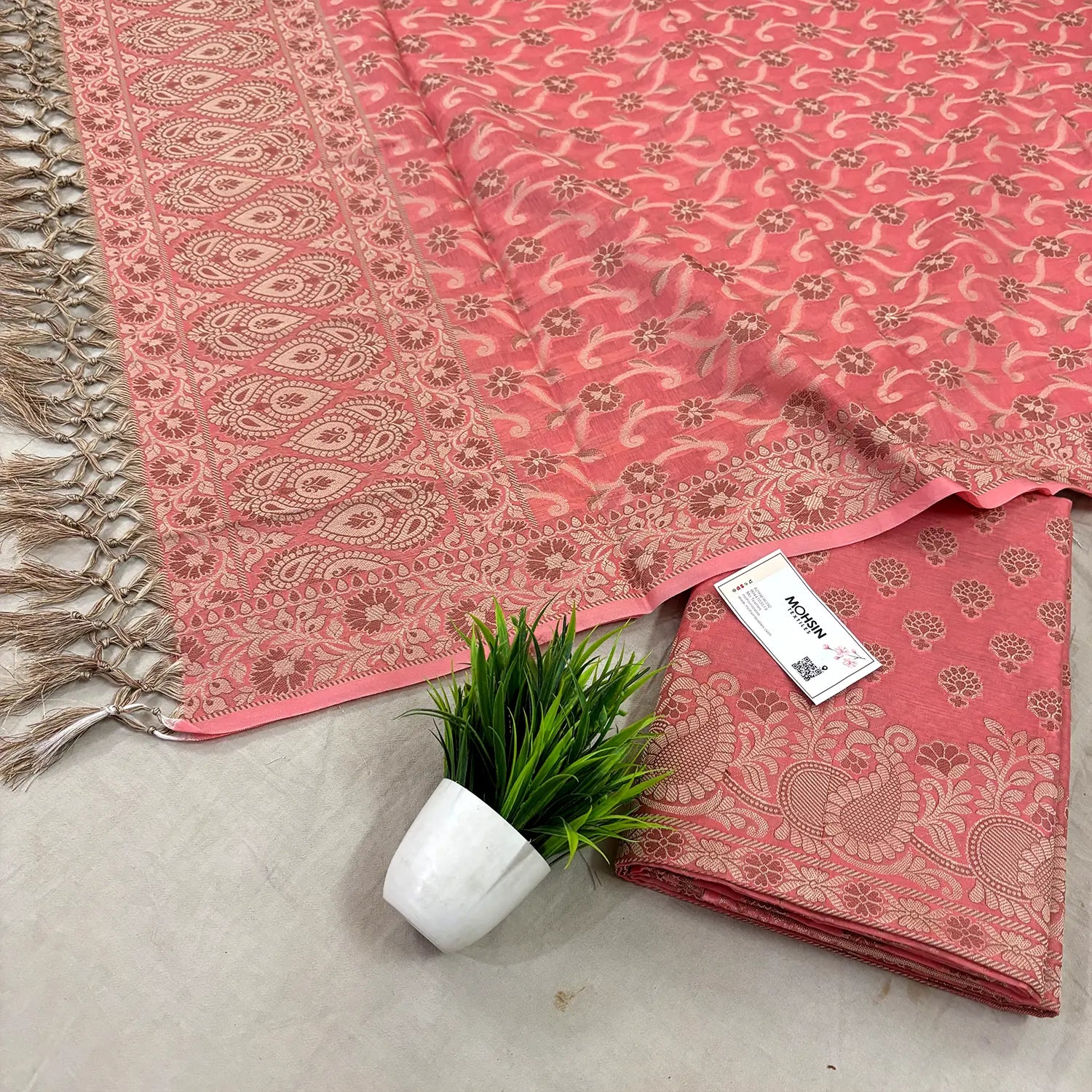 Peach Kacchi Carry Saleeb Cotton Silk Banarasi Suit