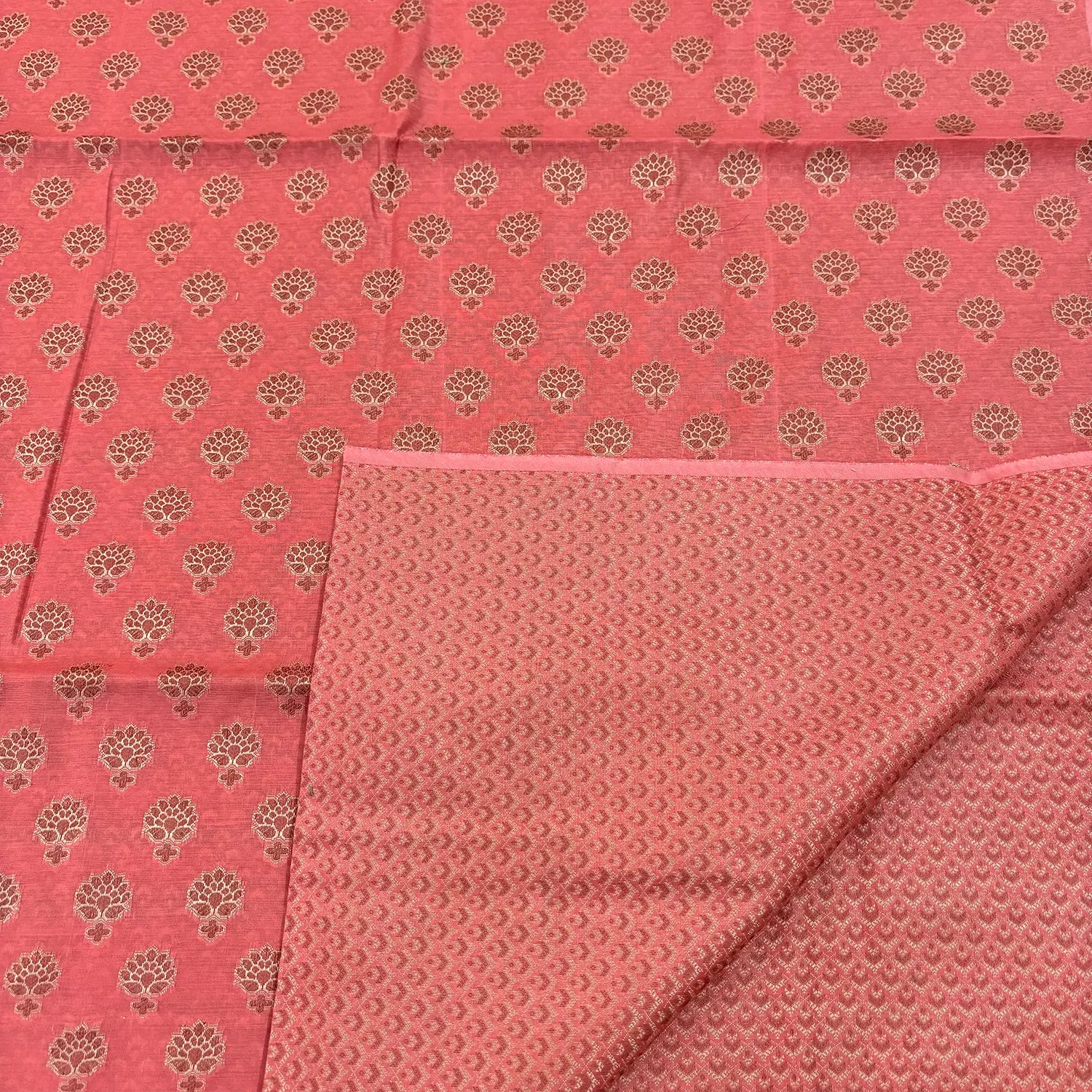 Peach Kacchi Carry Saleeb Cotton Silk Banarasi Suit