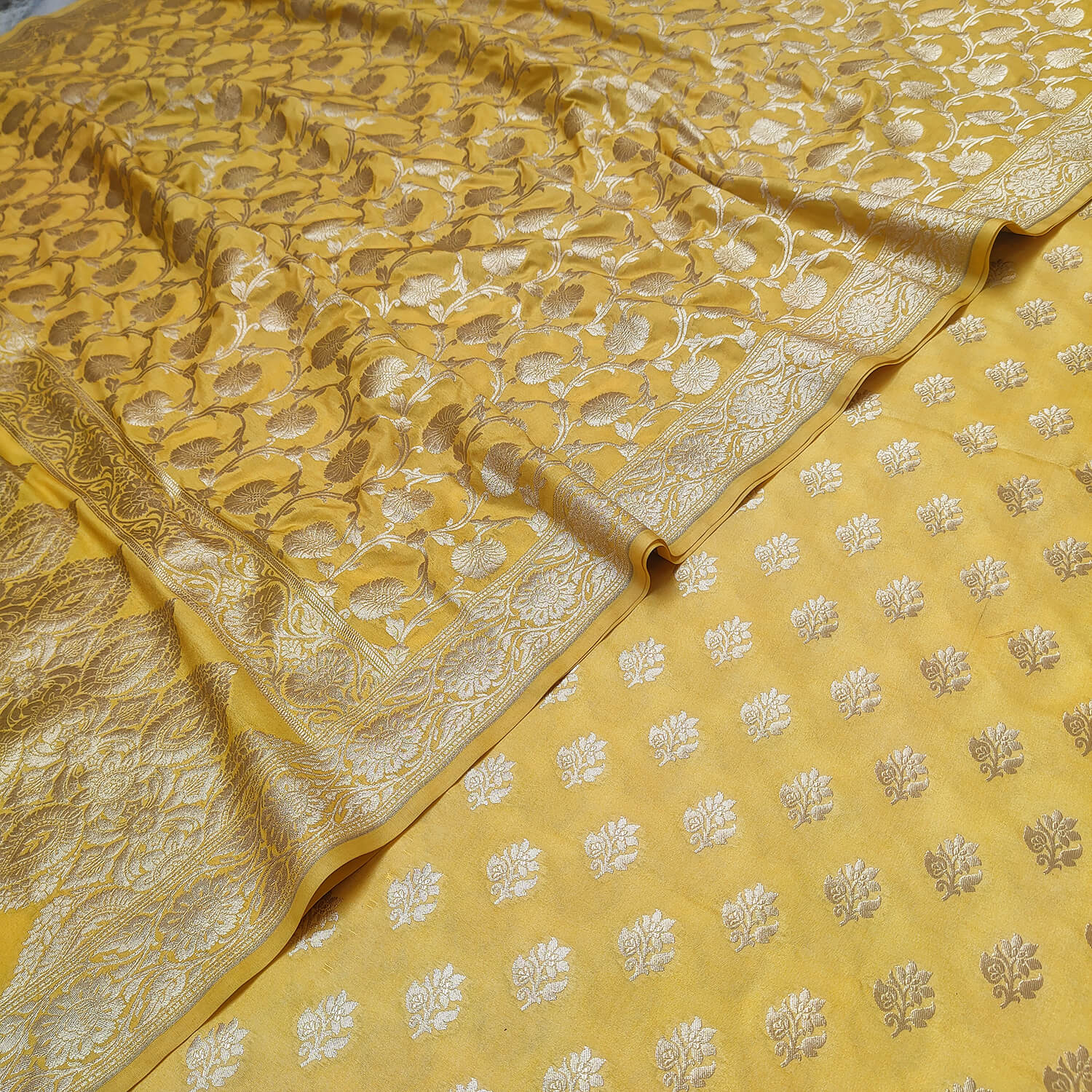Gold Handloom Golden Zari Katan Silk Banarasi Suit