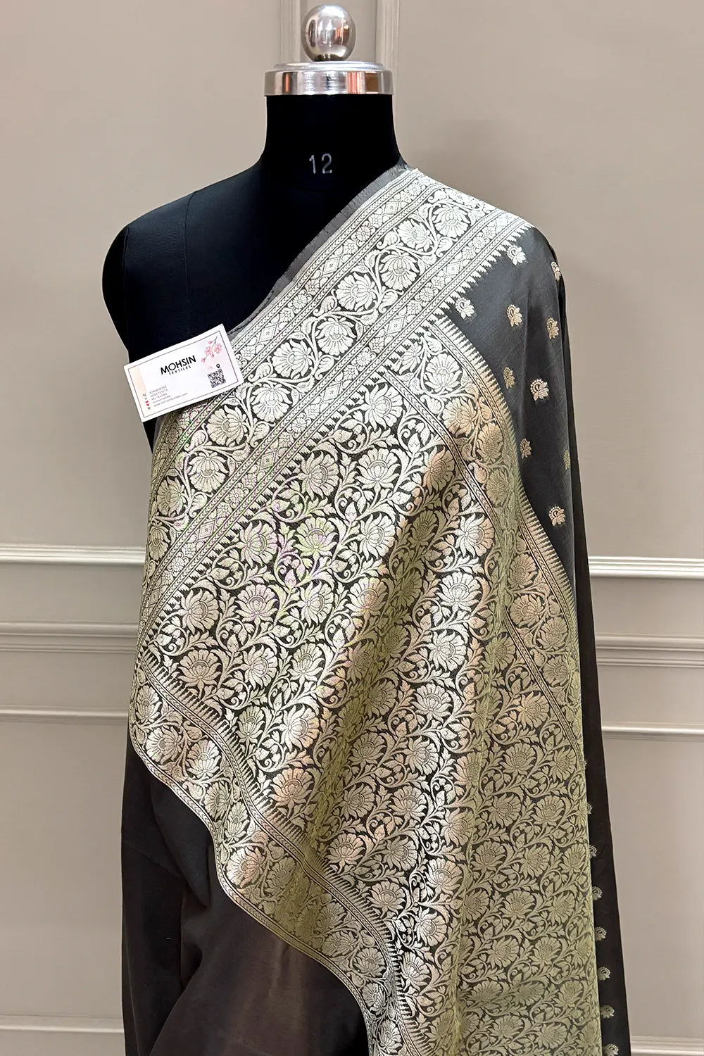 Dark Grey Ghonga Buti Katan Silk Banarasi Saree