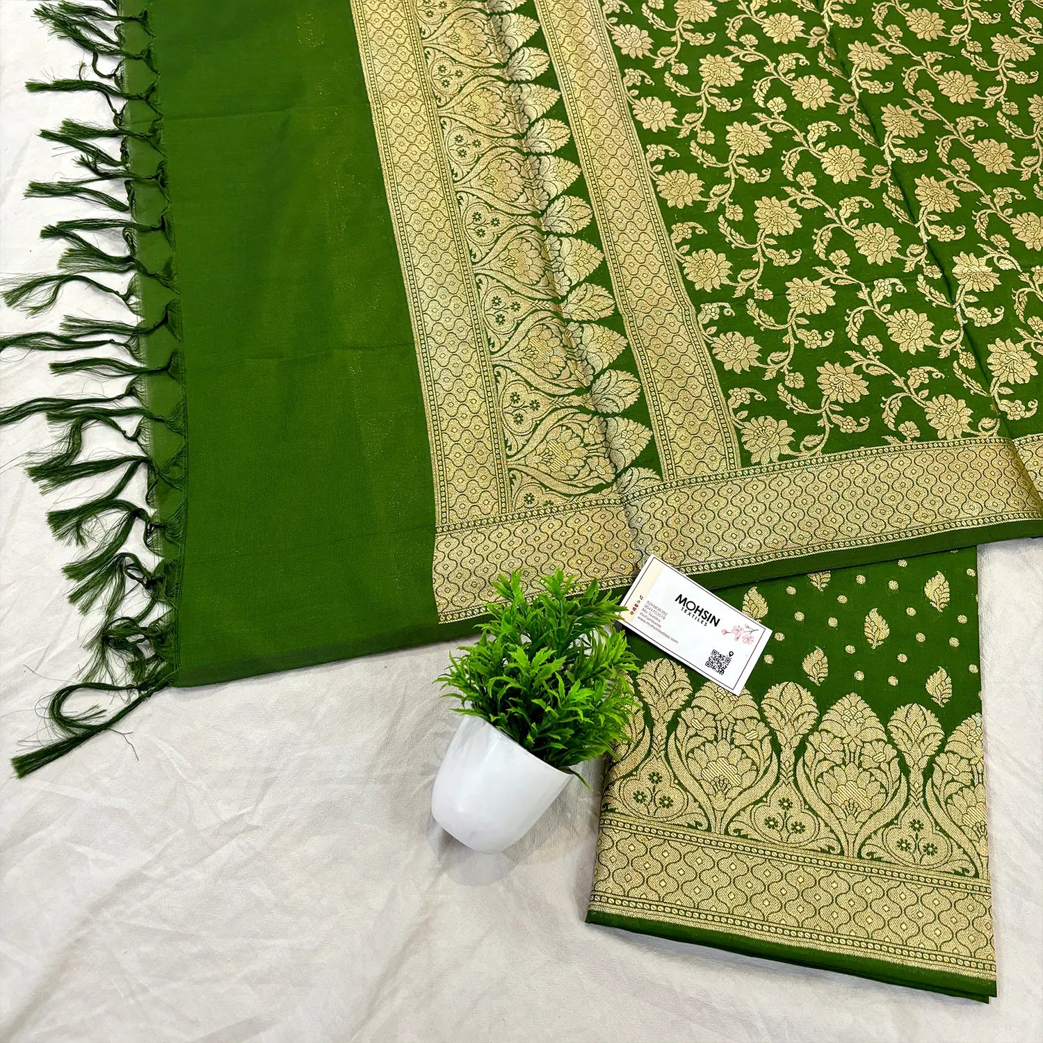 Mehendi Kalli Patta Katan Silk Banarasi Suit