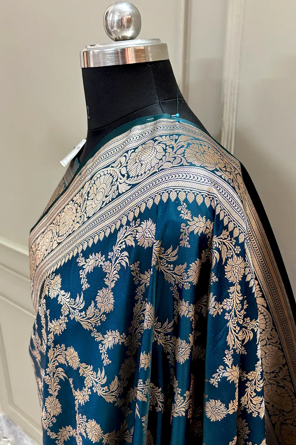 Kai Teal Moglai Jaal Katan Silk Banarasi Saree