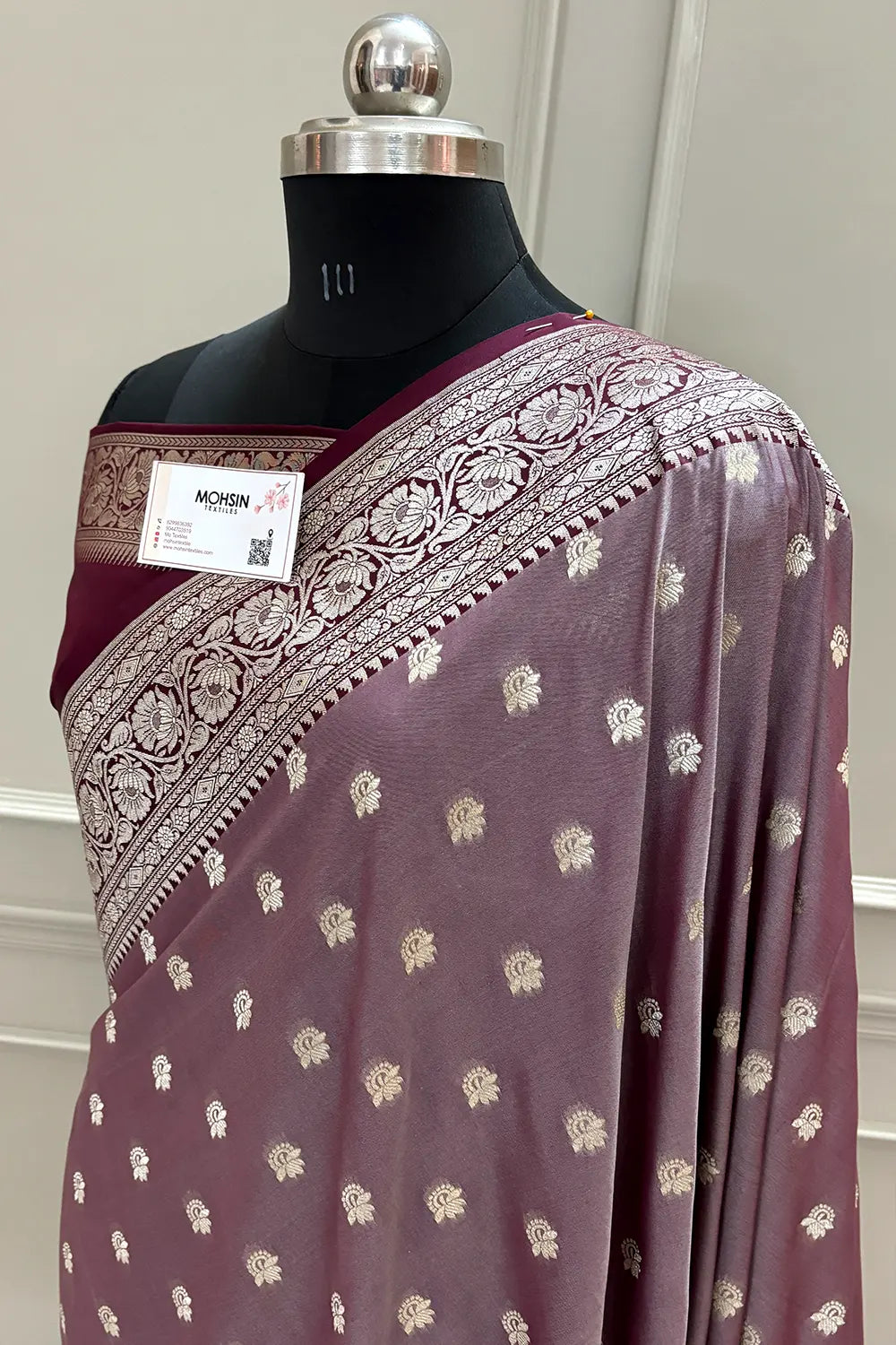 Light Wine and Wine Ghonga Buti Katan Silk Banarasi Saree