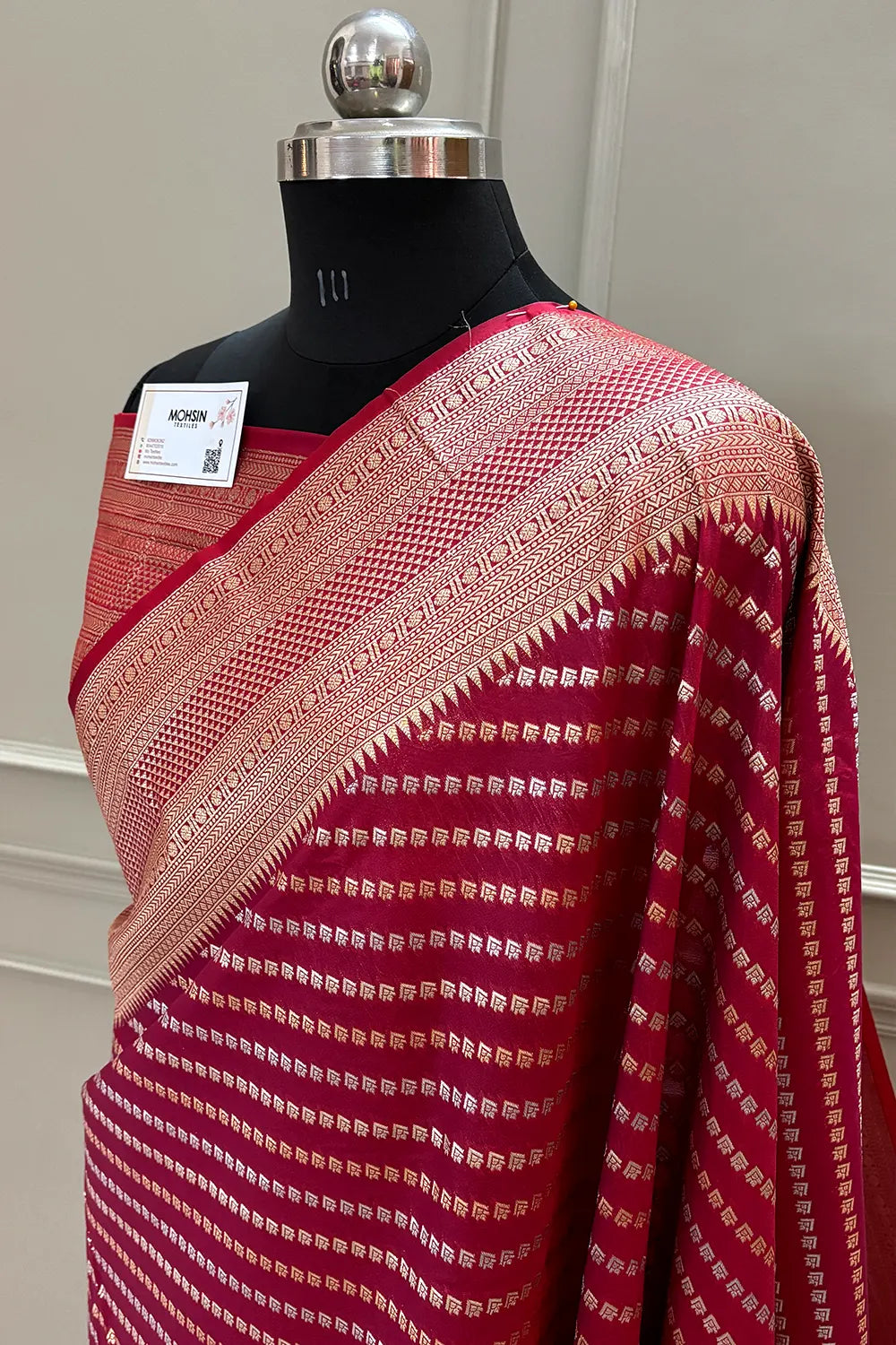 Red Tent Buti Katan Silk Banarasi Saree