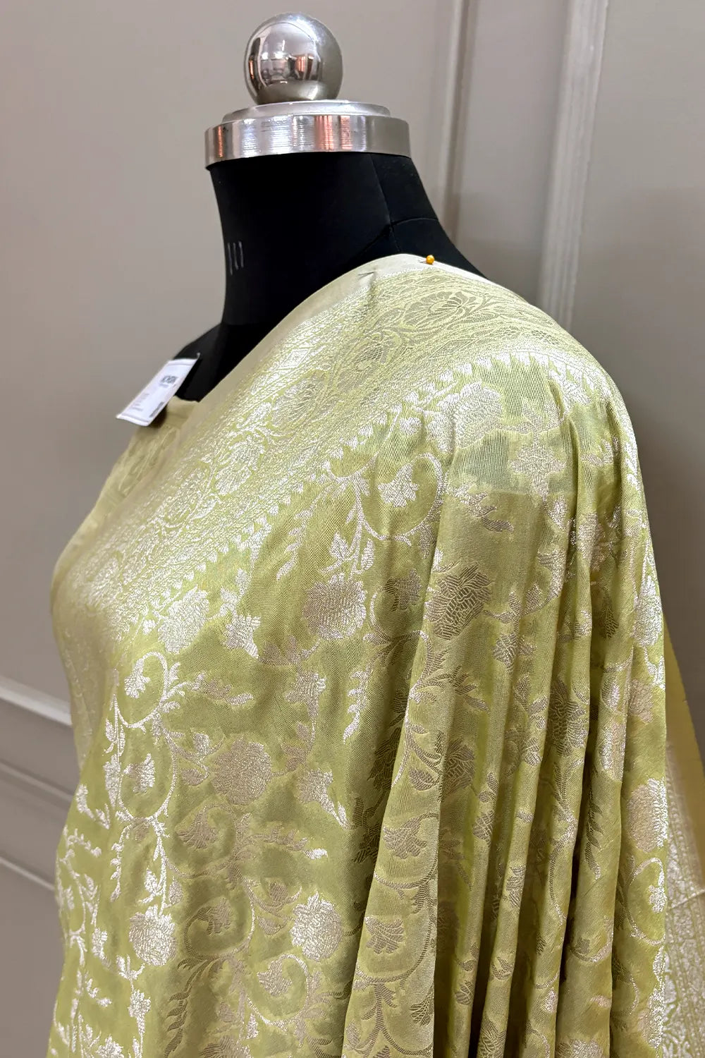 Pista Gulabi Jaal Katan Silk Banarasi Saree
