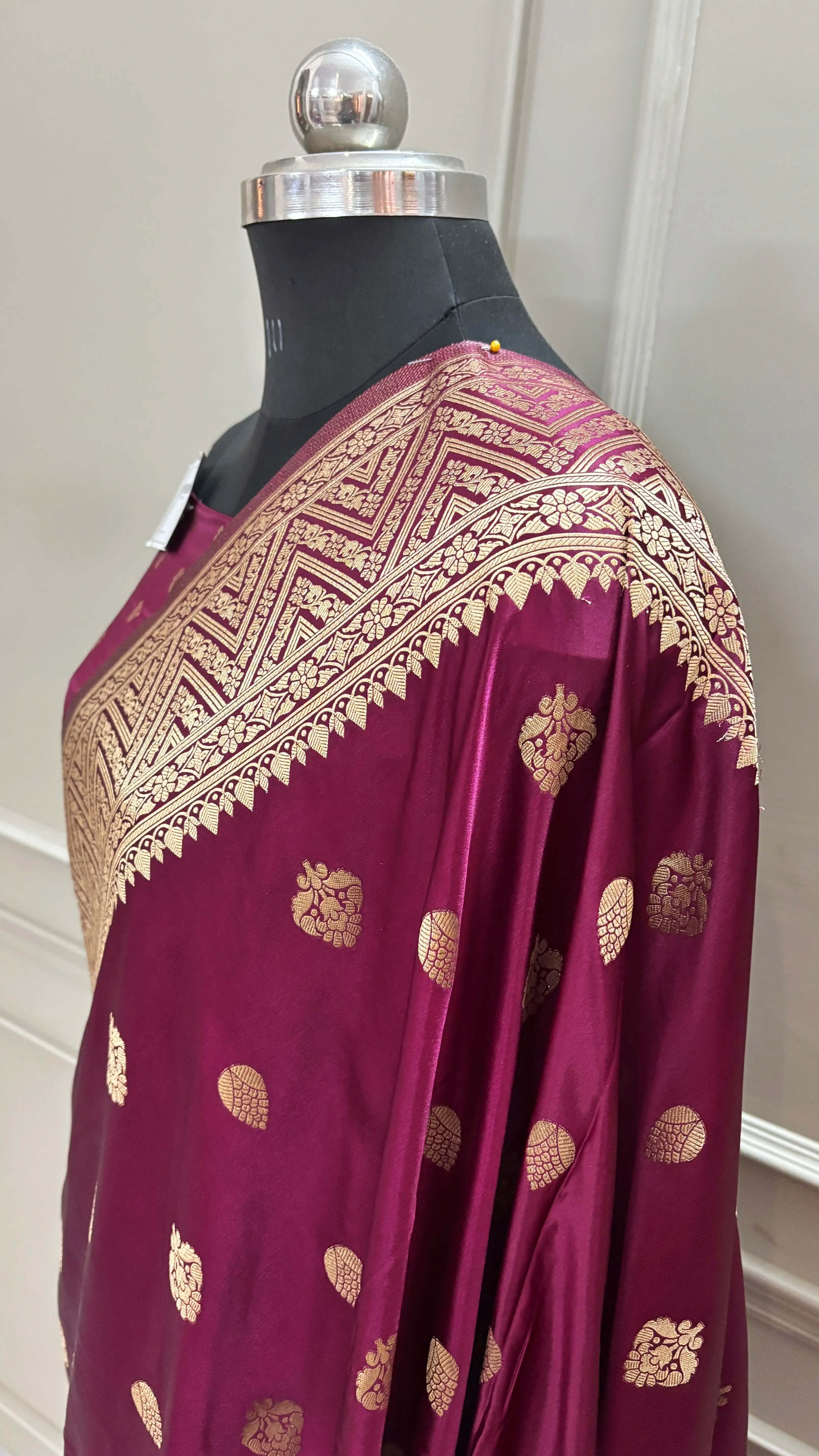 Wine Chagan Patti Katan Silk Banarasi Saree