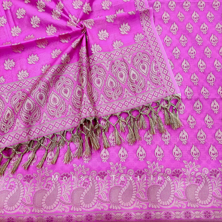 Light Pink Kacchi Carry Fire Cotton Banarasi Suit