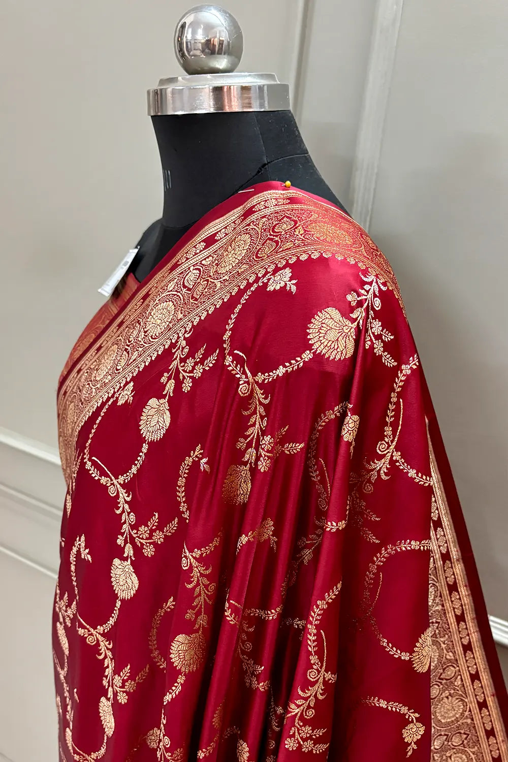 Maroon Kanchan Bel Katan Silk Banarasi Saree