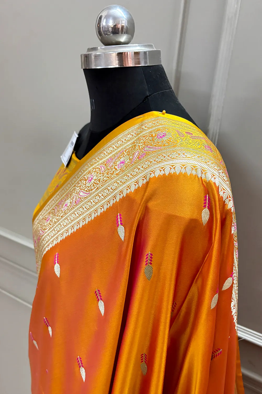 Mustard Tilak Buti Katan Silk Banarasi Saree